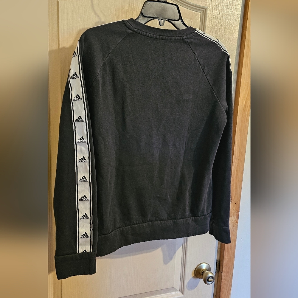 ADIDAS Medium Black & White Pullover Adorable Teen Girls Sweater - Picture 6 of 6